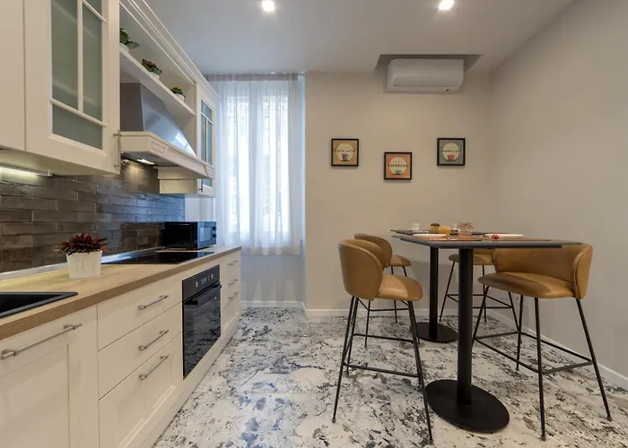 Luxury Vicino Trastevere Gh Poerio 4* Rom